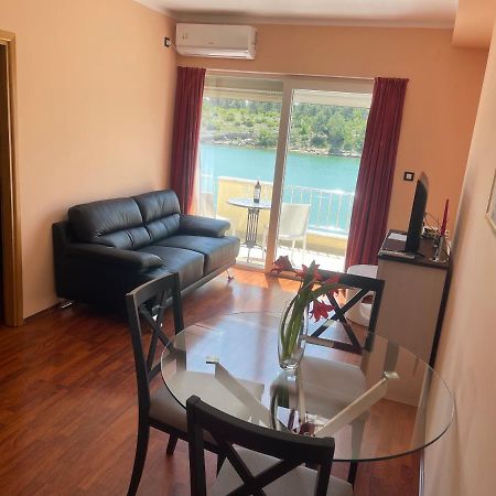 Apartments Duje Ribnica オブロヴァツ エクステリア 写真