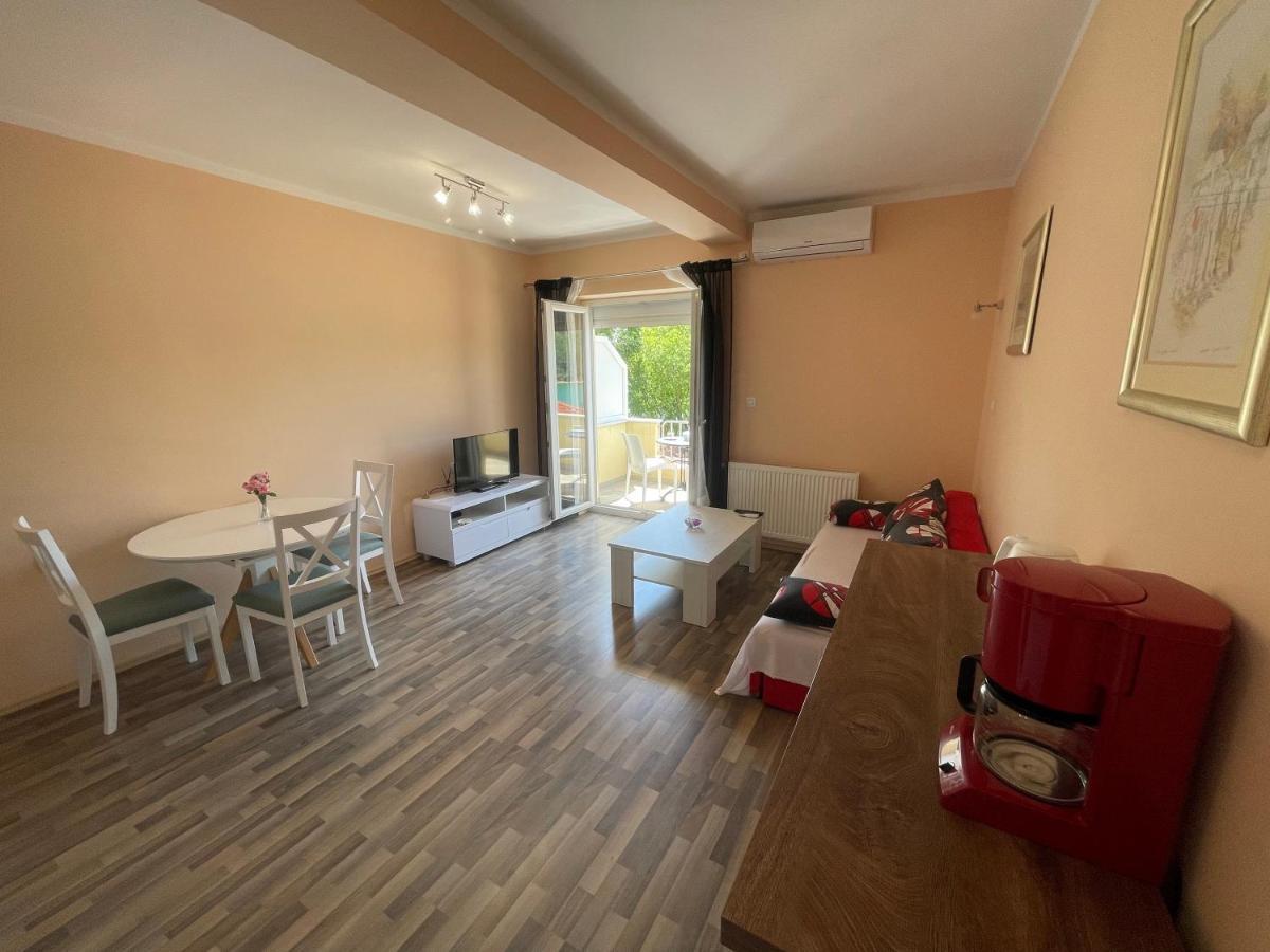Apartments Duje Ribnica オブロヴァツ エクステリア 写真