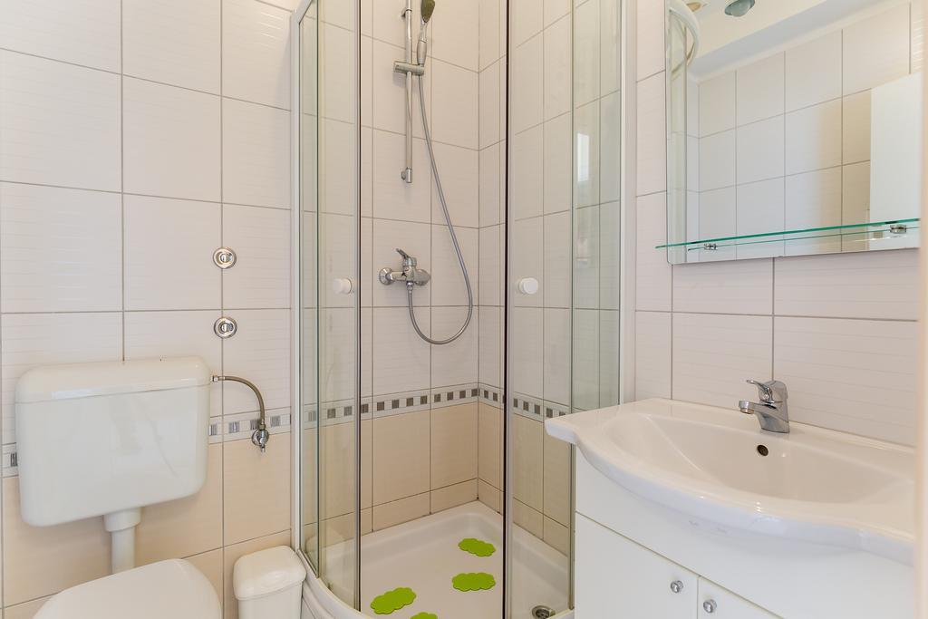 Apartments Duje Ribnica オブロヴァツ エクステリア 写真