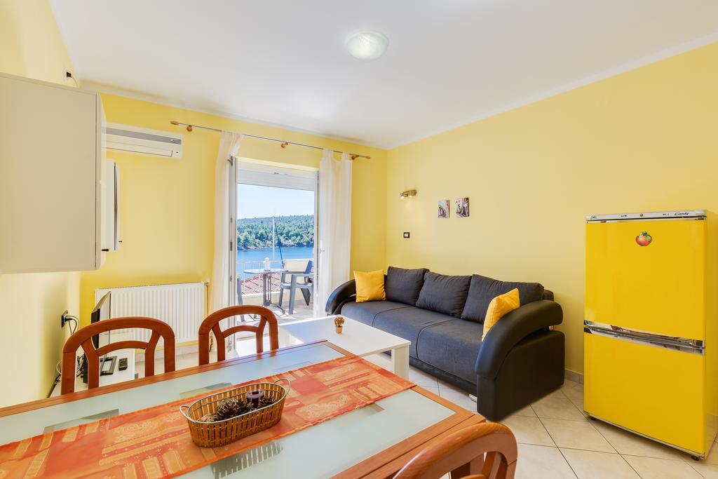 Apartments Duje Ribnica オブロヴァツ エクステリア 写真