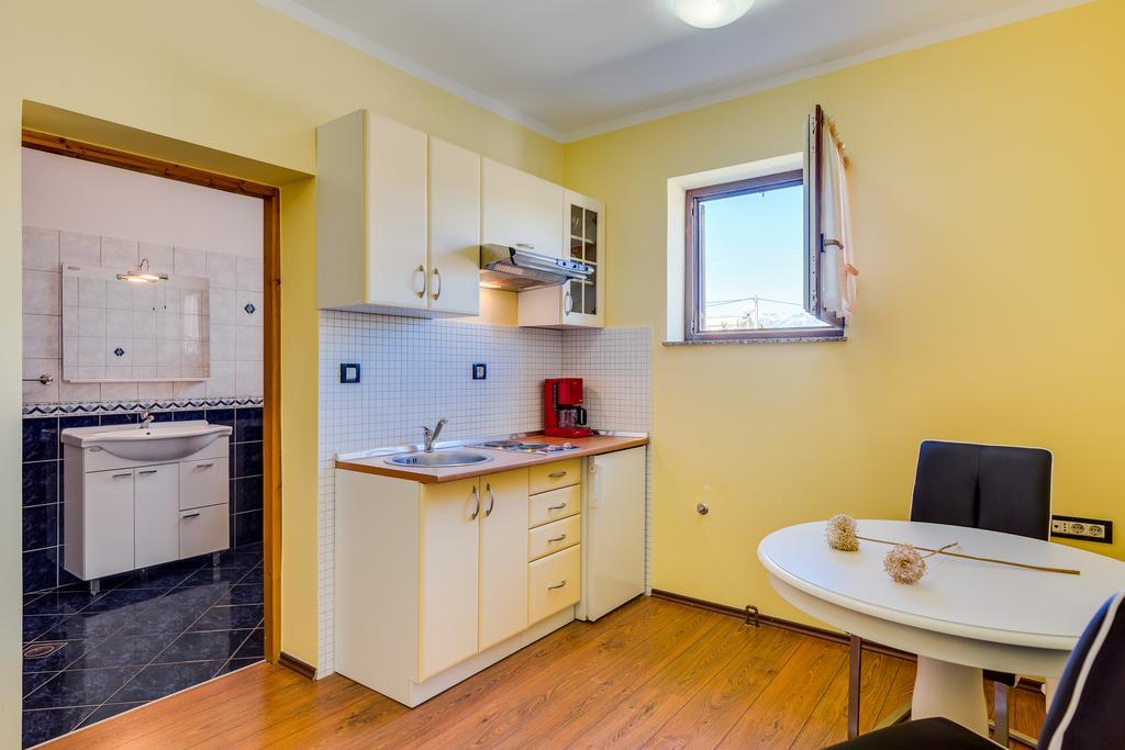 Apartments Duje Ribnica オブロヴァツ エクステリア 写真