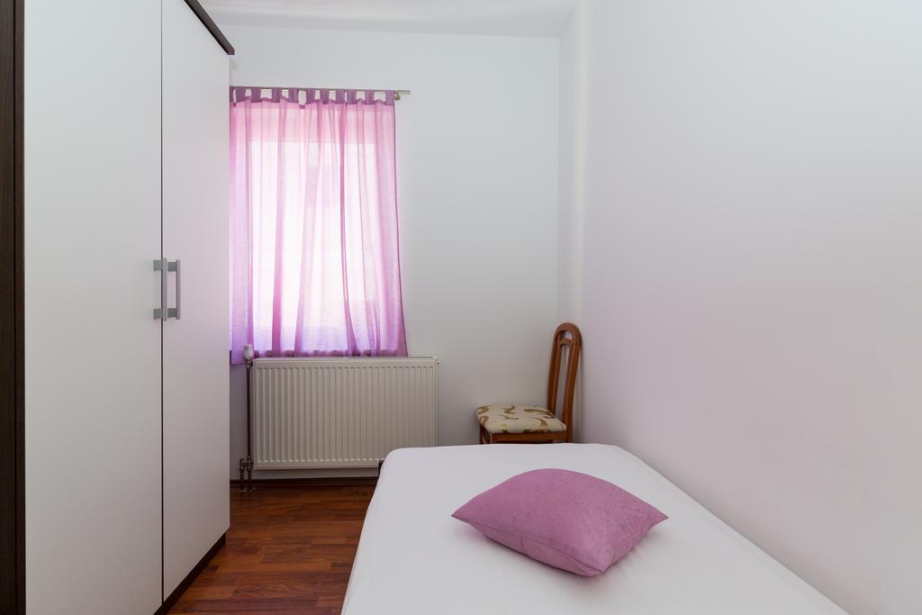 Apartments Duje Ribnica オブロヴァツ エクステリア 写真