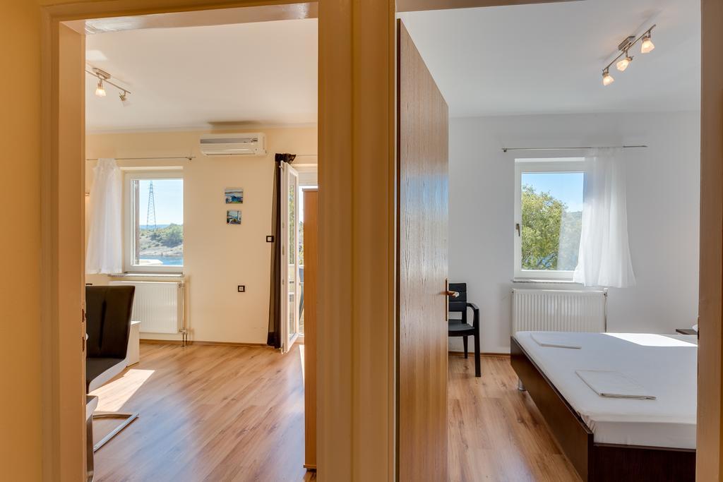 Apartments Duje Ribnica オブロヴァツ エクステリア 写真
