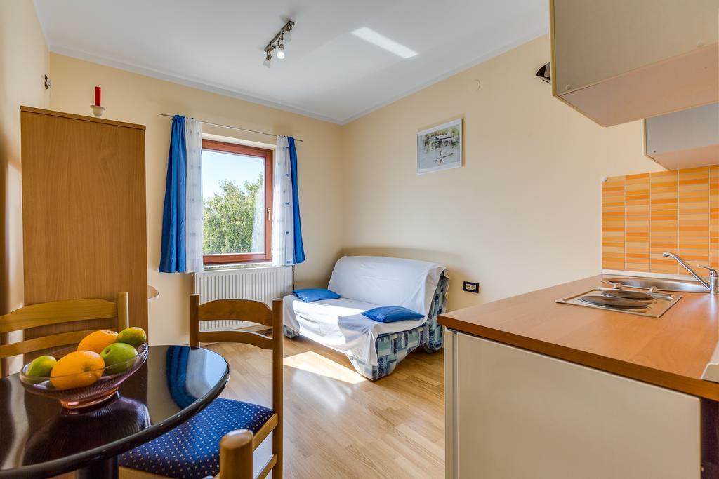 Apartments Duje Ribnica オブロヴァツ エクステリア 写真
