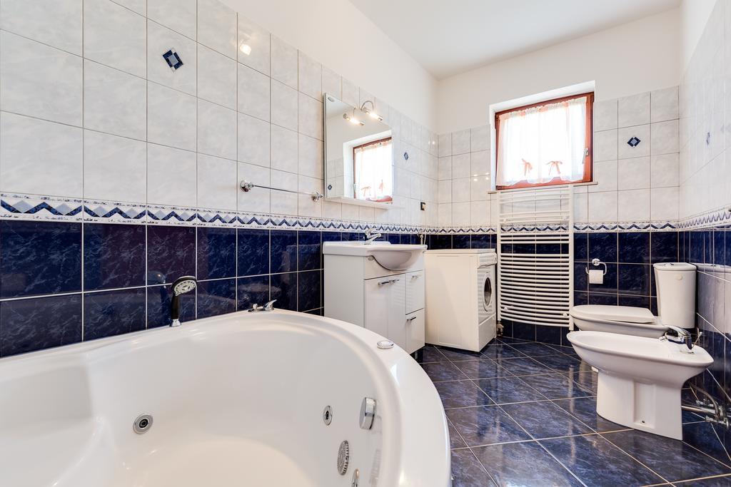 Apartments Duje Ribnica オブロヴァツ エクステリア 写真